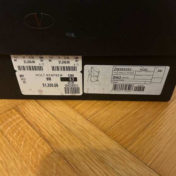 VALENTINO ROCKSTUD HEELS - Picture 3 of 4